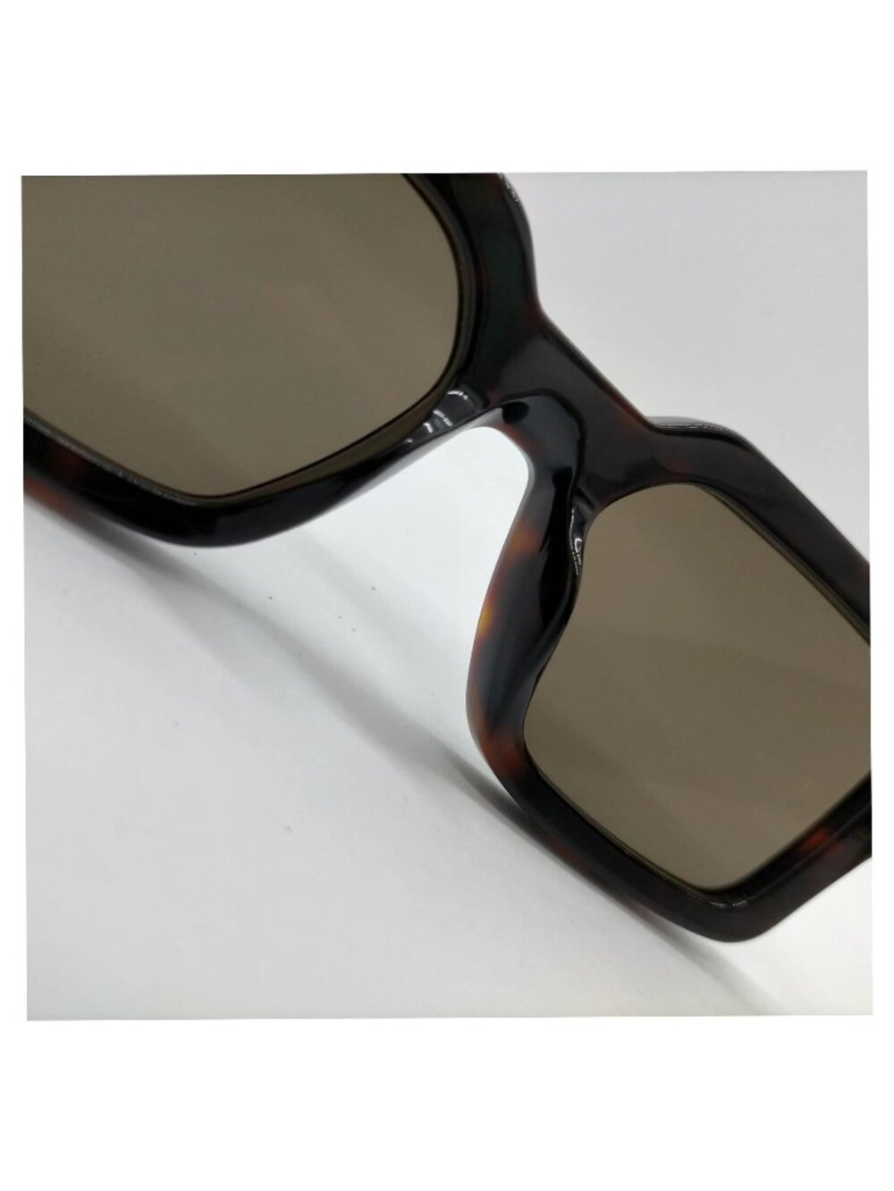 Authentic Louis Vuitton 1.1 Millionaires Tortoise Square Sunglasses Gold LV - Picture 10 of 10